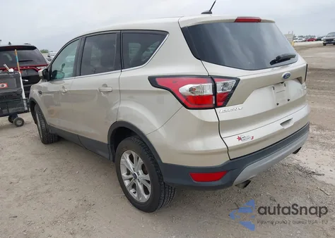 2017 Ford Escape Se z USA, uszkodzony, nr VIN 1FMCU9GD3HUD64394